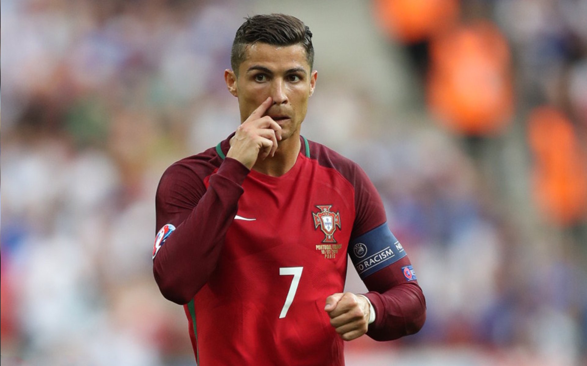 橙衣绝杀与桑巴热浪,维尼修斯状态火热映衬荷兰足球的坚韧美学